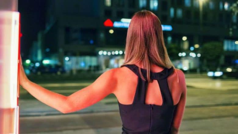 una-madama-de-las-vegas-explica-por-que-los-hombres-recurren-a-la-prostitucion_1478015034-4589601-780x439